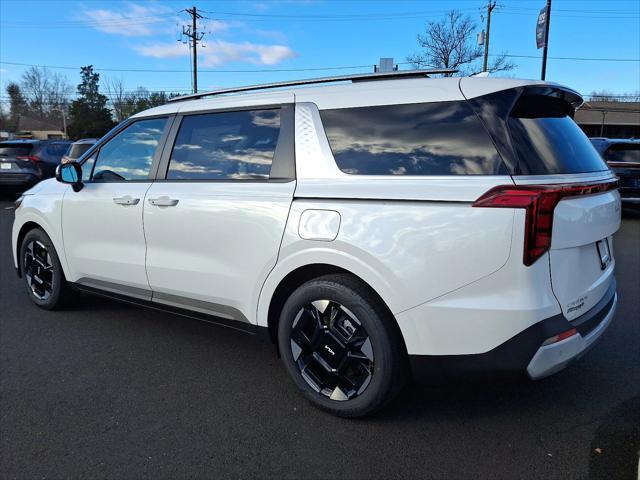 new 2025 Kia Carnival car, priced at $42,855