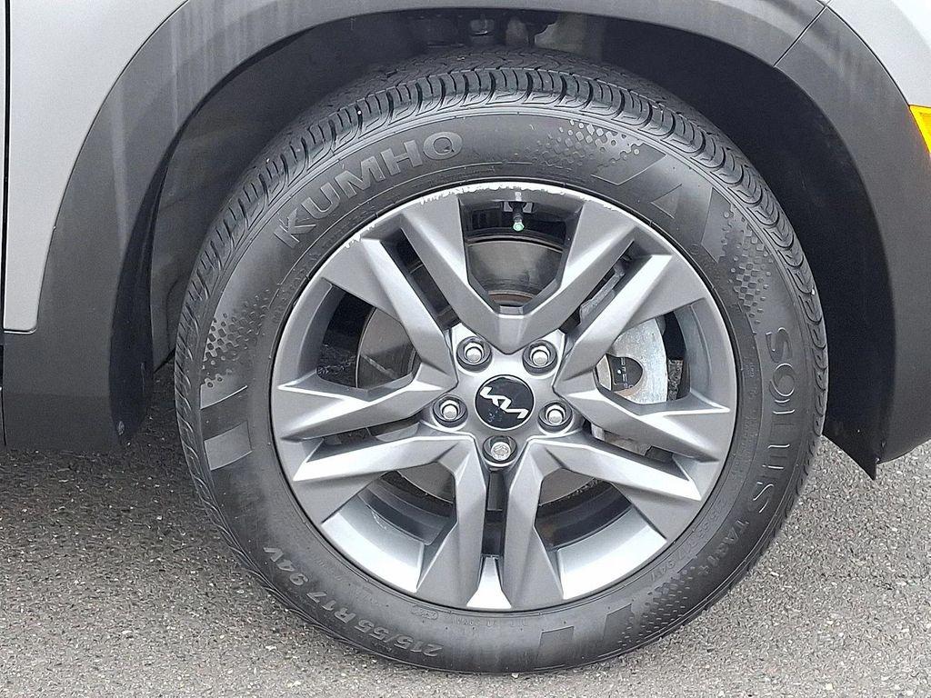 used 2023 Kia Seltos car, priced at $21,995