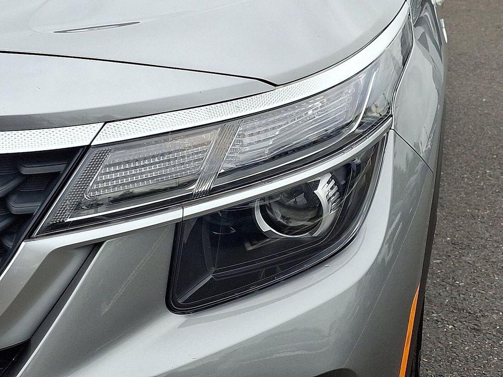 used 2023 Kia Seltos car, priced at $21,995