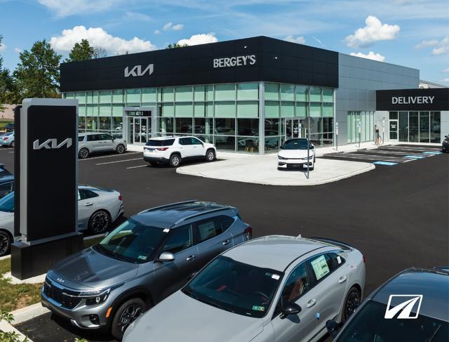 used 2023 Kia Sportage Hybrid car, priced at $28,995