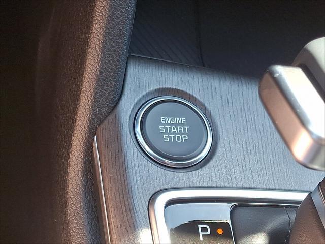 new 2026 Kia Sportage car, priced at $39,060