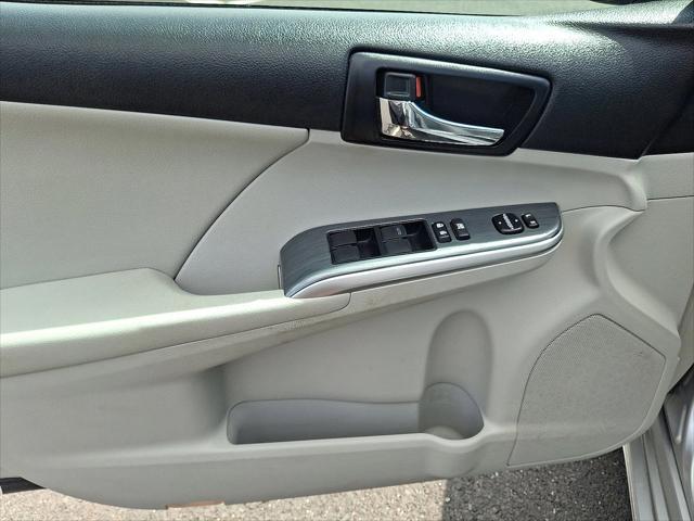 used 2012 Toyota Camry Hybrid car, priced at $11,999