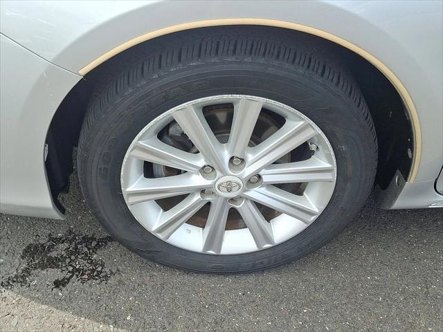 used 2012 Toyota Camry Hybrid car, priced at $11,999