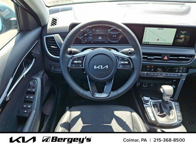 new 2026 Kia Seltos car, priced at $30,331