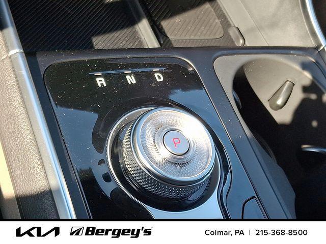 new 2026 Kia Carnival Hybrid car, priced at $45,530