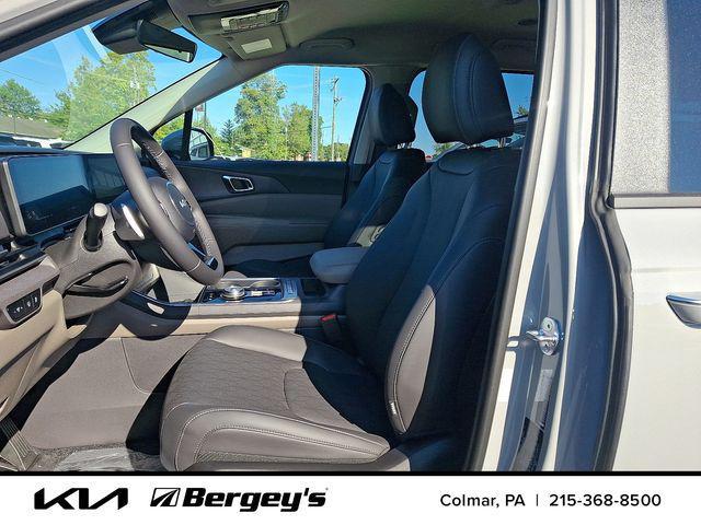 new 2026 Kia Carnival Hybrid car, priced at $45,530