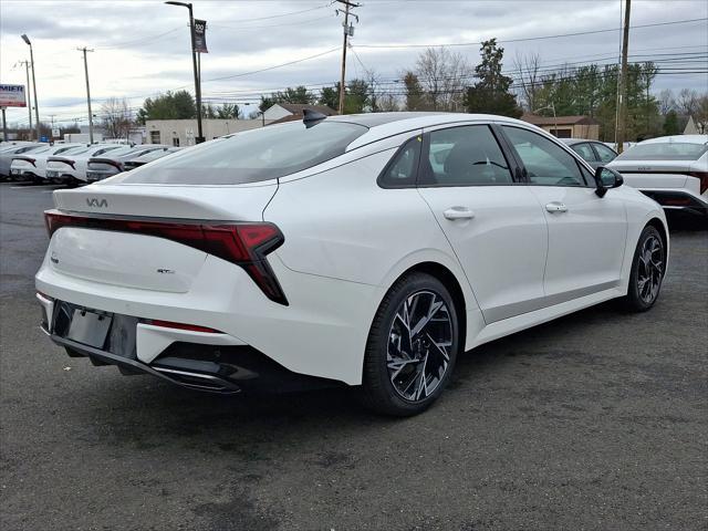 new 2025 Kia K5 car, priced at $33,720