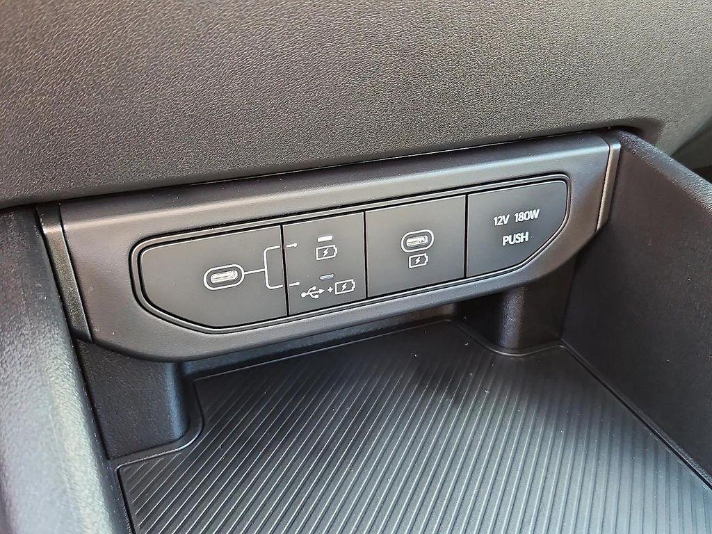 new 2025 Kia K4 car, priced at $23,382