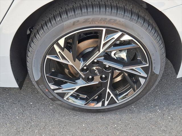 new 2025 Kia K5 car, priced at $29,165