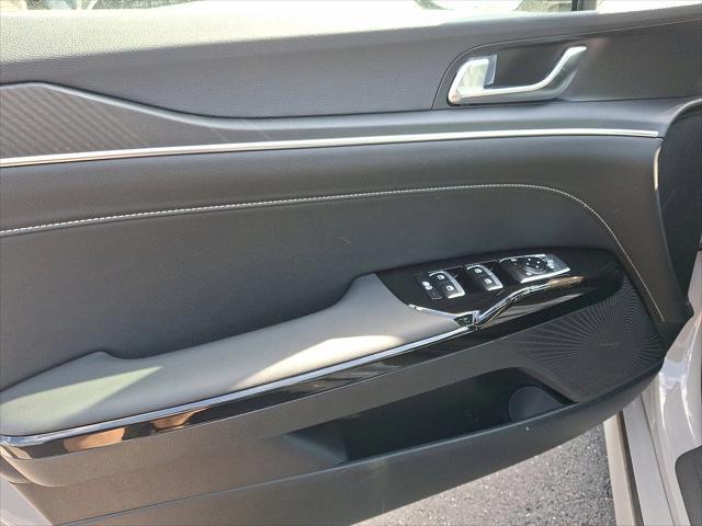 new 2025 Kia K5 car, priced at $29,165