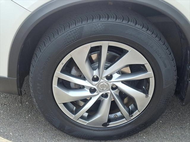 used 2015 Nissan Rogue car, priced at $12,995