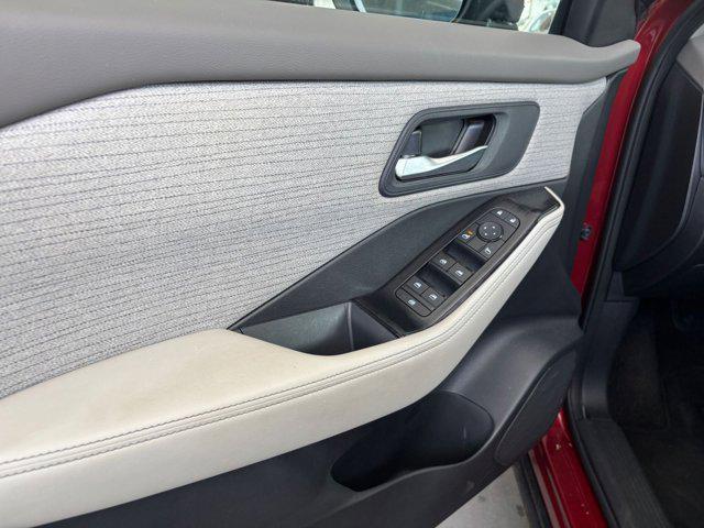 used 2023 Nissan Rogue car, priced at $21,481