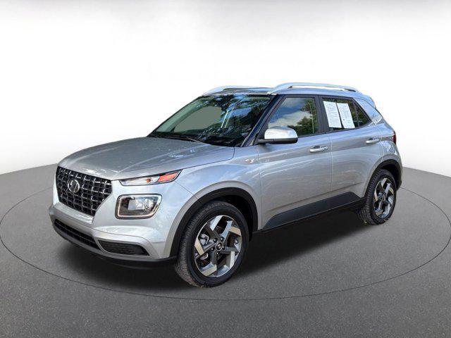 used 2025 Hyundai Venue car, priced at $18,400