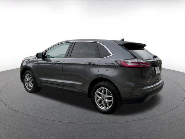 used 2024 Ford Edge car, priced at $22,831