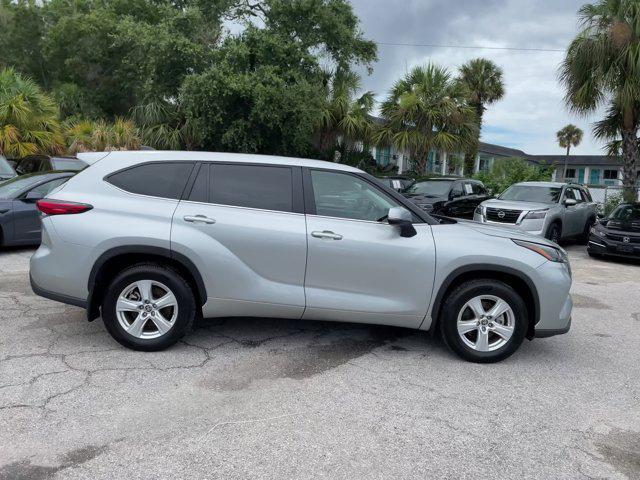 used 2023 Toyota Highlander car, priced at $35,815