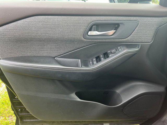 used 2023 Nissan Rogue car, priced at $21,002
