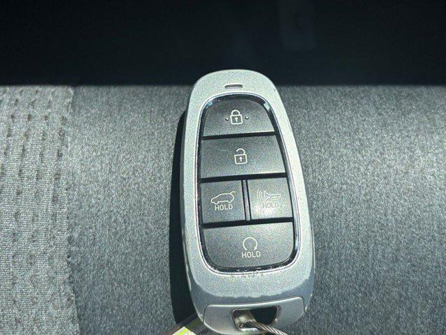 used 2023 Hyundai Santa Fe car, priced at $20,370