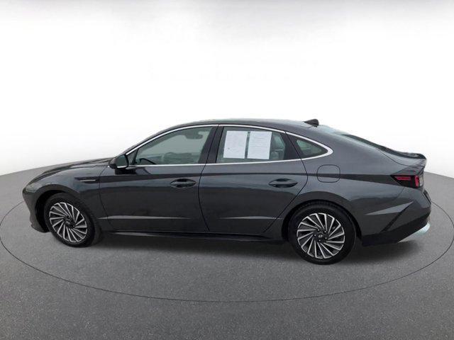 used 2024 Hyundai Sonata Hybrid car, priced at $22,618