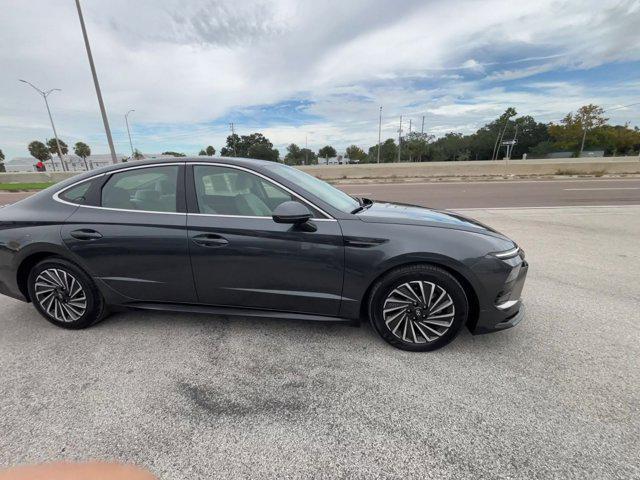 used 2024 Hyundai Sonata Hybrid car, priced at $22,618