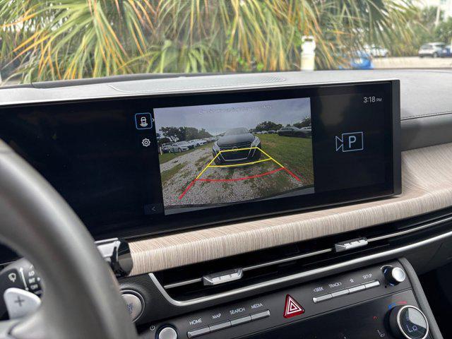 used 2024 Hyundai Sonata Hybrid car, priced at $22,618