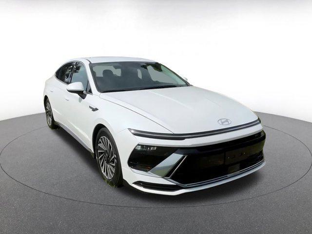 used 2024 Hyundai Sonata Hybrid car, priced at $21,453