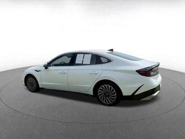 used 2024 Hyundai Sonata Hybrid car, priced at $21,453
