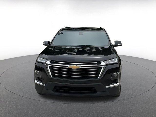 used 2023 Chevrolet Traverse car, priced at $25,442