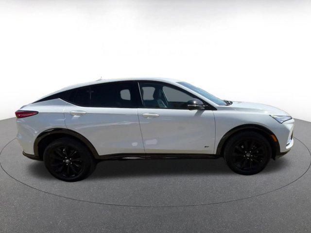 used 2025 Buick Envista car, priced at $25,669