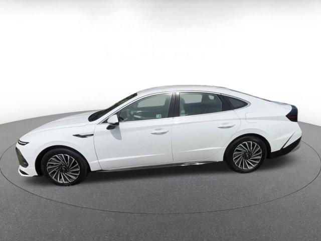 used 2024 Hyundai Sonata Hybrid car, priced at $21,595