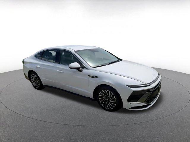 used 2024 Hyundai Sonata Hybrid car, priced at $21,595