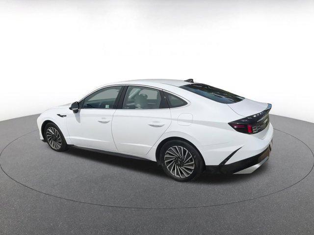 used 2024 Hyundai Sonata Hybrid car, priced at $21,595