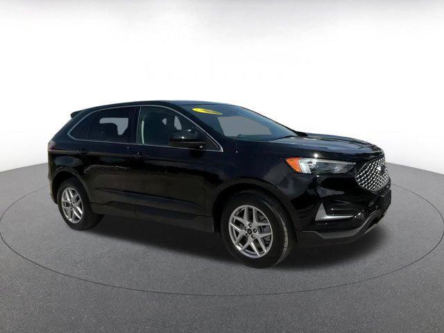 used 2024 Ford Edge car, priced at $23,322