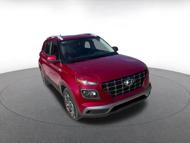 used 2025 Hyundai Venue car, priced at $18,184