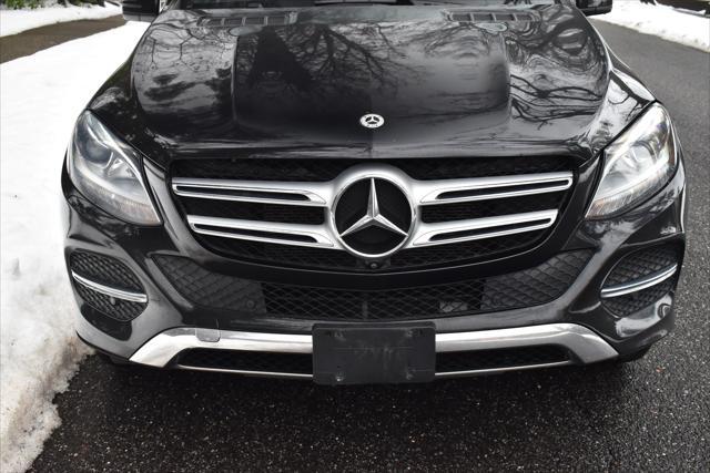 used 2018 Mercedes-Benz GLE 350 car, priced at $33,995