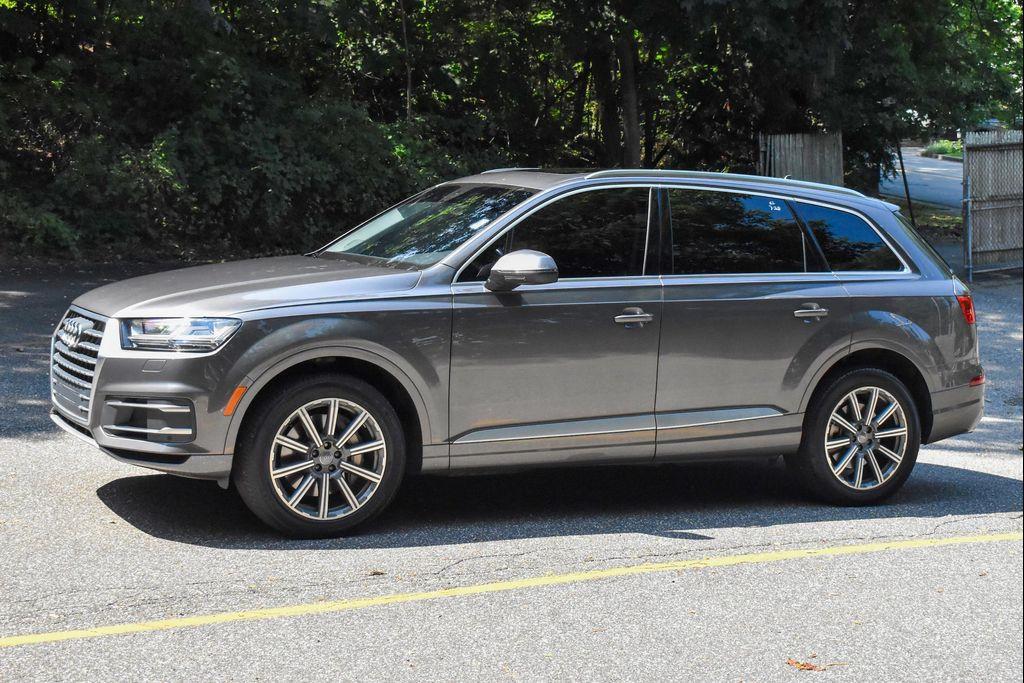 used 2019 Audi Q7 car, priced at $20,795