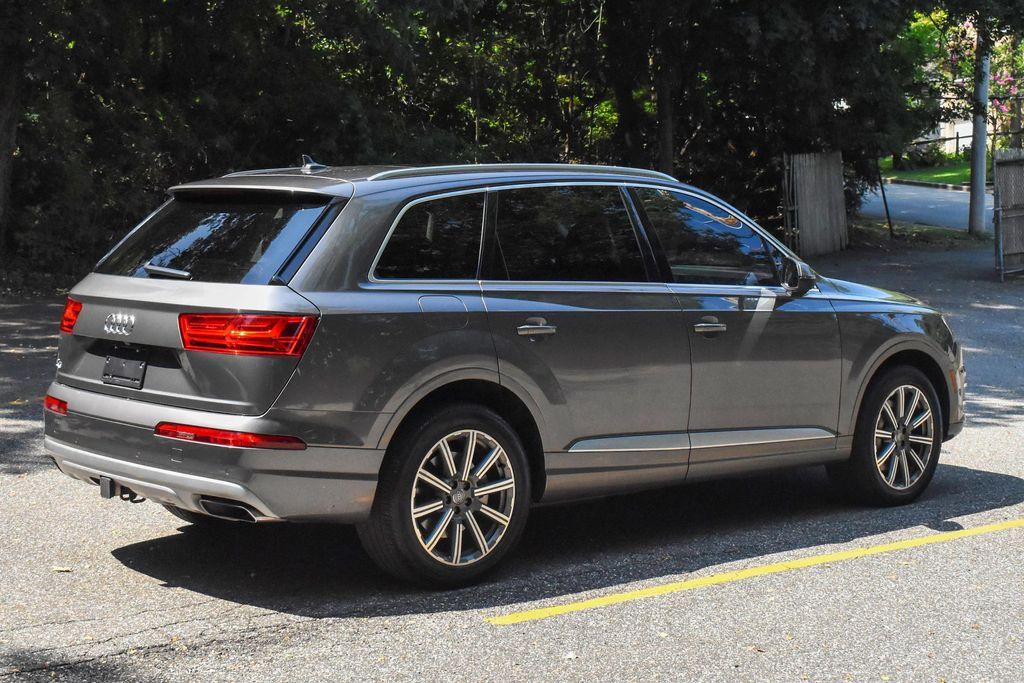 used 2019 Audi Q7 car, priced at $20,795
