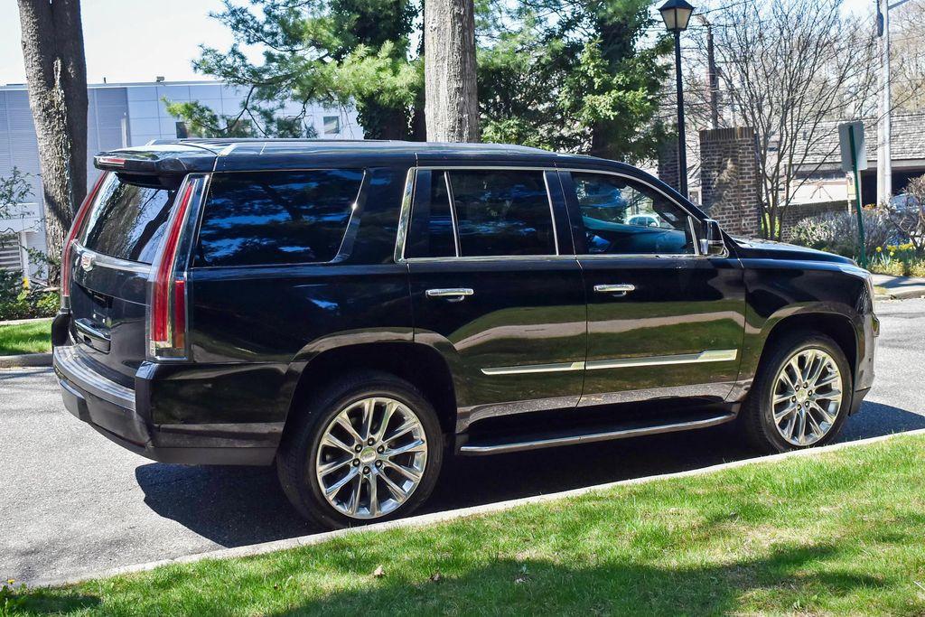 used 2019 Cadillac Escalade car, priced at $30,995