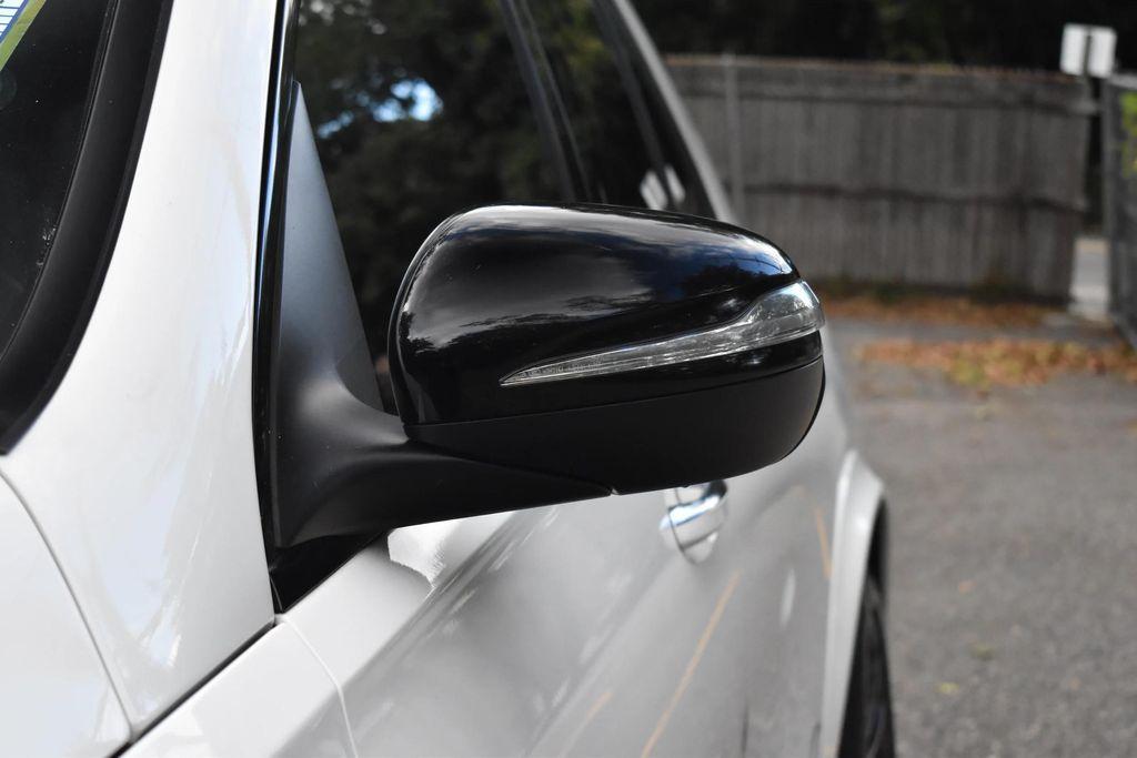 used 2020 Mercedes-Benz GLE 350 car, priced at $28,995
