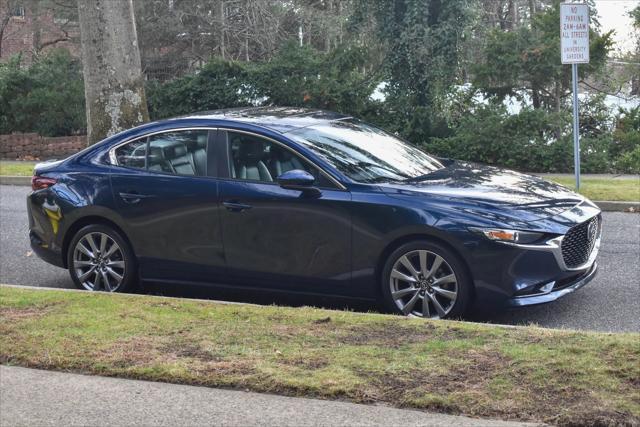 used 2021 Mazda Mazda3 car, priced at $16,495