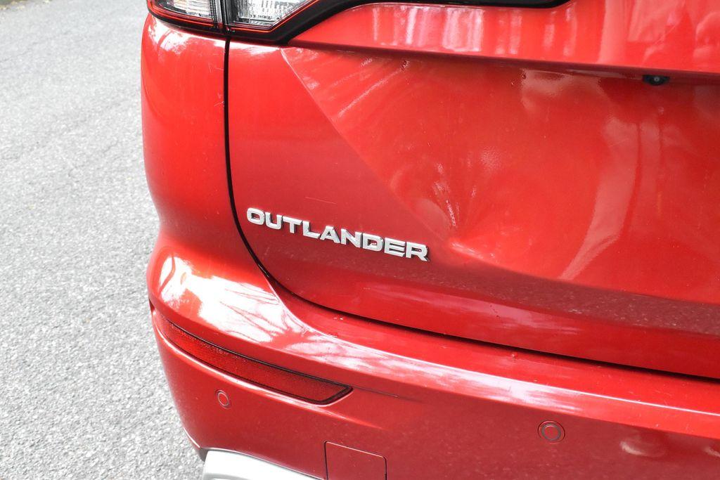 used 2022 Mitsubishi Outlander car, priced at $18,995