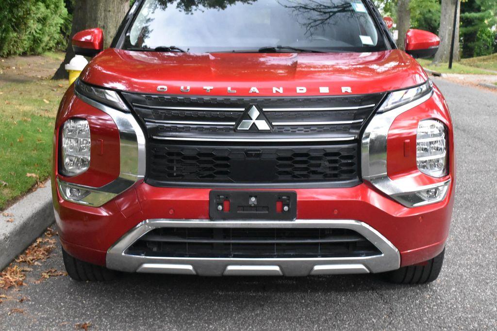 used 2022 Mitsubishi Outlander car, priced at $18,995