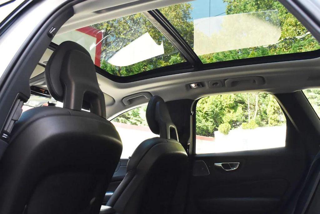 used 2018 Volvo XC60 Recharge Plug-In Hybrid car, priced at $19,195