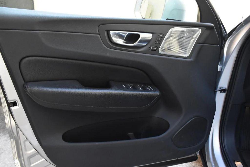 used 2018 Volvo XC60 Recharge Plug-In Hybrid car, priced at $19,195