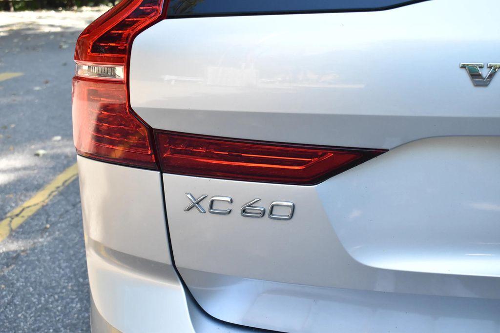 used 2018 Volvo XC60 Recharge Plug-In Hybrid car, priced at $19,995
