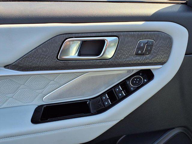 new 2025 Ford Explorer car, priced at $58,888