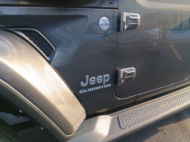 used 2022 Jeep Gladiator car, priced at $35,535