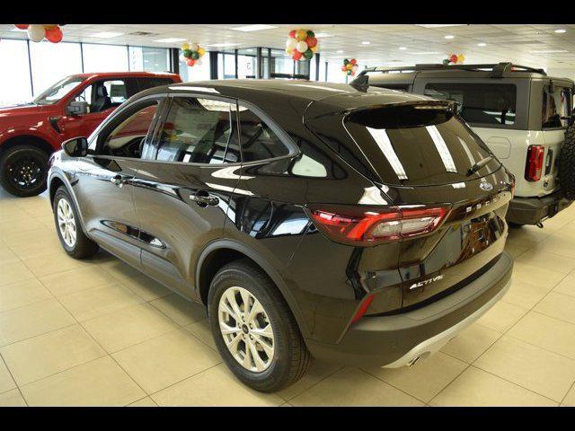 new 2025 Ford Escape car, priced at $34,182