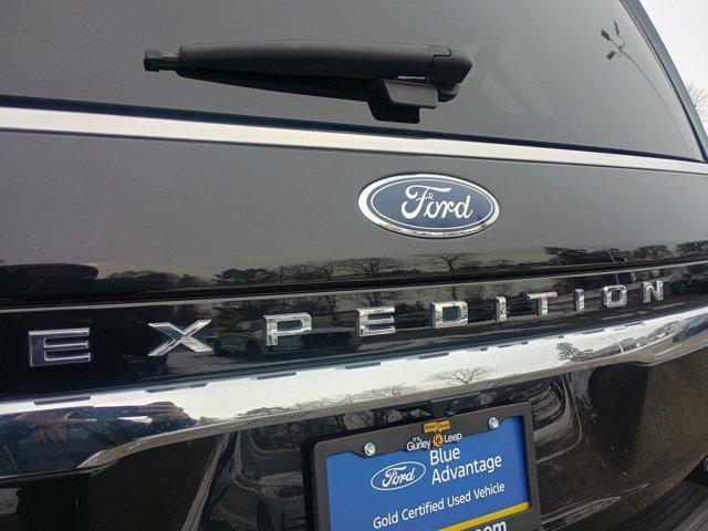 used 2023 Ford Expedition car, priced at $45,342