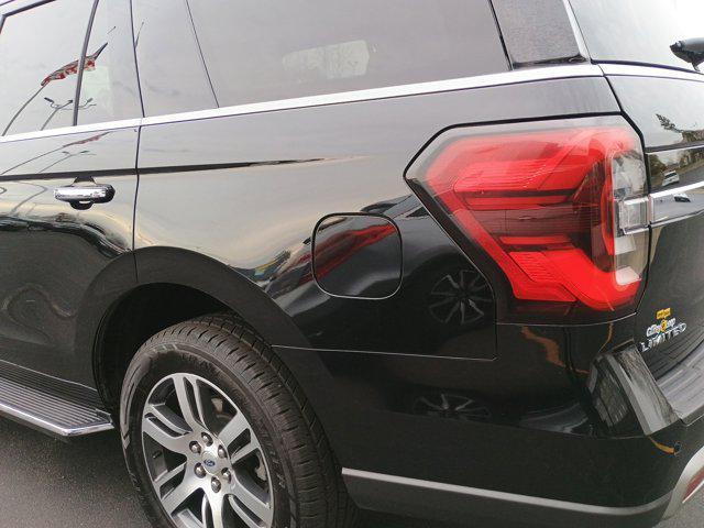 used 2022 Ford Expedition car, priced at $43,485