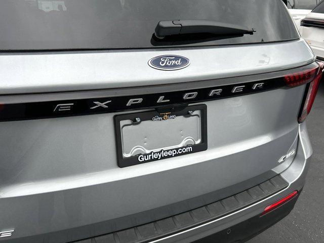 new 2025 Ford Explorer car, priced at $41,995